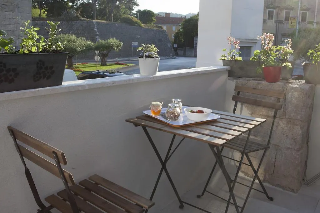 Apartmani Luca Spalato 0*,